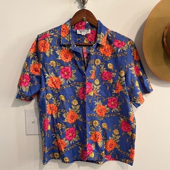 Tanner Tops - Vintage Tanner Women’s Button Shirt